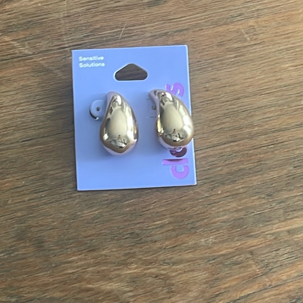 Claire’s Large Gold Bean Earrings 1” Drop - Picture 3 of 3